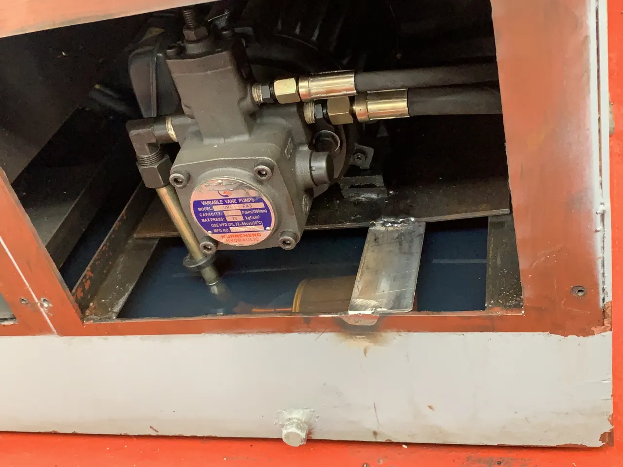 Bandsaw Machine UAE
